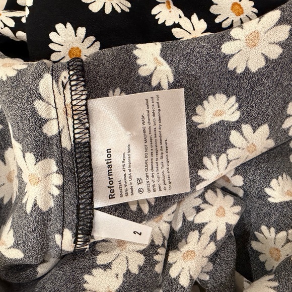 Reformation Bea Midi Skirt in Daisy Chain - Picture 3 of 3